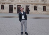 Sən bu g&uuml;nə qədər he&ccedil; kimin yaşamadığı hekayəni daşıyırsan&hellip;