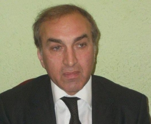 Cərrah olmaq üçün doğulan insan...
