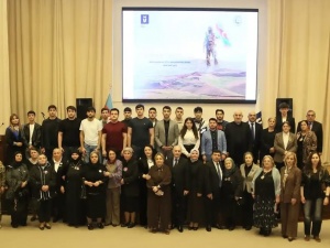 &ldquo;Zəfərə gedən yol&rdquo; - Aprel d&ouml;y&uuml;şlərinin 10-cu ild&ouml;n&uuml;m&uuml;nə həsr olunmuş tədbir ke&ccedil;irilib