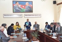 Özbək Babaxan Şərifin “Ədalət yolunu işıqlandıran ədəbiyyat” kitabının təqdimat mərasimi keçirilib