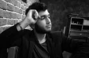 BİR SUAL, BİR CAVAB El Roman ilə