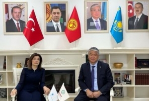 TÜRKSOY-un Baş katibi Beynəlxalq Türk Mədəniyyəti və İrsi Fondunda olub