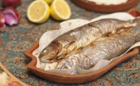 “İrəvan mətbəxindən nümunələr” layihəsində İçi tərəvəzlə doldurulmuş alabaliq