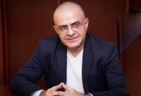 BİR ŞAİR BİR ŞEİRdə Elçin Mirzəbəylidən “Çıxım gedim, vaxtdı daha”