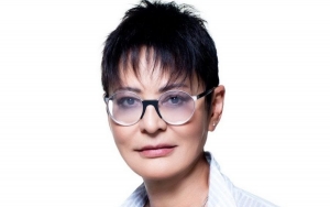 ...Ümumən isə informasiyanı ətrafdakı insanlardan alın – İrina Xakamada