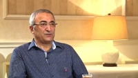 Alim, hərəkatçı, televiziyaçı, musiqiçi, şair, naşir - vulqar materialist