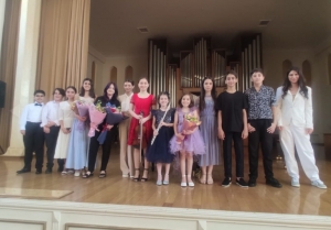 BMA Məktəb-studiyasının  yekun konserti olub