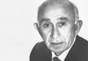 “Camaat az qala məni daşa basırdı...”