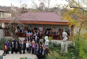 Şuşada Tarixi Yerlər və Abidələr Beynəlxalq Simpoziumu keçirilib