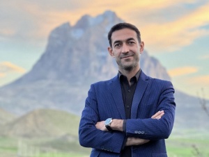 Bu g&uuml;n mənim &uuml;&ccedil;&uuml;n tək sən varsan, NAX&Ccedil;IVAN