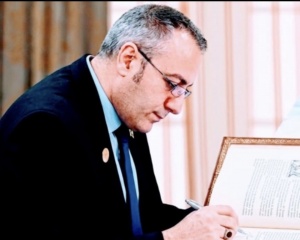 DİL MƏSƏLƏSİ &ndash; &ccedil;ox ciddi problemlərimiz var