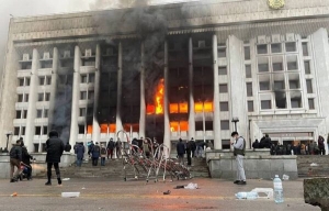 Bir qrup Azərbaycan ziyalısı Qazaxıstan xalqına müraciət ünvanlayıb