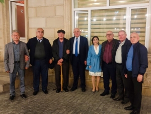 Rövşən Babanlı işığına yığışdıq