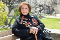 Səngərdə doğan günəş – FATMA SƏTTAROVA