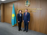 Türk Mədəniyyəti və İrsi Fondunun Prezidenti Qazaxıstan Respublikasının Ədliyyə Naziri ilə bir araya gəlib