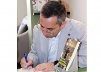 &Ouml;l&uuml;m ger&ccedil;ək həyat, həyatsa yalan&ccedil;ı &ouml;l&uuml;md&uuml;...