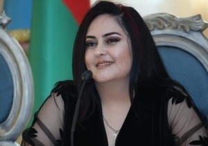 BİRİ İKİSİNDƏ: Nuranə Təbriz və Əziz Yaqubzadənin şeirləri