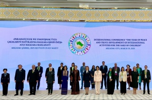 Aktotı Raimkulova Türkmənistanda keçirilən “Uşaqlar üçün Beynəlxalq Fəaliyyətlərin İnkişafı Konfransı&quot;nda çıxış edib