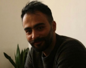 “Kələfcələr bətnində göyərmiş çiçək idin...” – Güneyli şair Səid Sadiqifərin şeirləri