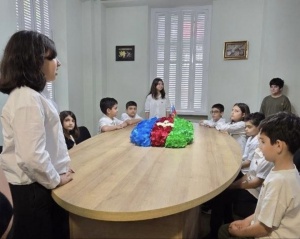 İki mədəniyyət arasında k&ouml;rp&uuml;: Batumidə yeni &uuml;f&uuml;qlər