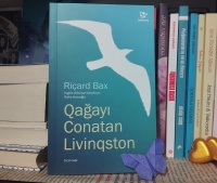 Azadlıq və “Qağayı Conatan Livinqston&quot; -KİTAB BƏLƏDÇİSİNDƏ