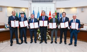 Türk ölkələrinin Yazarlar Birliyi yaradıldı