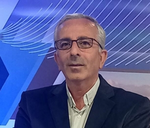 “Oxuduqları hər söz gənclər üçün bir xəzinədir” - TÜRKİYƏLİ YAZAR CEMAL DURMAZLA MÜSAHİBƏ