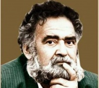 Xəlil Rza Uluturk: İlk Allahım, son Allahım mübarizə! Mənə bənzə!