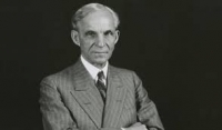 “İnsan o vaxt ölür ki, dəyişilməsi dayanır. Dəfn isə sadəcə formallıqdır” – Henri Ford