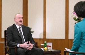 Günün fotosu: Azərbaycan Prezidentinin jesti