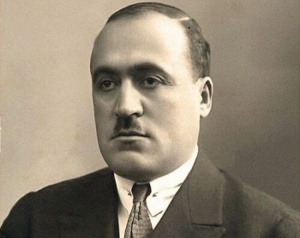 Kitablar səltənətinin inciləri: &ldquo;Qılınc və qələm&rdquo;