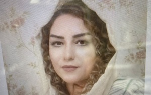 Güney Azərbaycan Poeziyası Antologiyasınd Həkimə Babakişizadənin “Gizli yaralar” şeiri