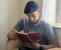 Dünya dönür, kim saxlaya bilər ki? - DEBÜT
