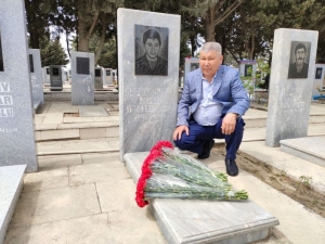 Ermənilərlə vuruşmaq üçün Azərbaycana gəlib şəhid olmuş 20 yaşlı qazax gəncinin taleyi – AİDA EYVAZLI YAZIR