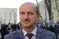 POETİK QİRAƏTdə Ramiz Qusarçaylının “Mənə gaş atana şeir atıram” şeiri