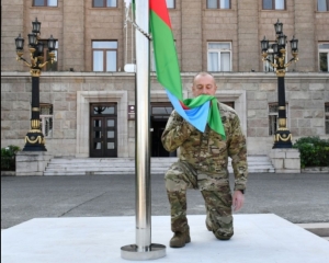 Azərbaycan Prezidenti Xankəndində Azərbaycan Respublikasının Dövlət Bayrağını ucaldıb