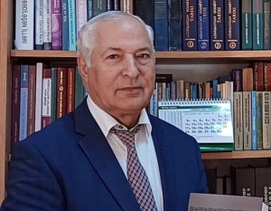 Elmi fəaliyyətində ədəbiyyat tarix&ccedil;iliyi m&uuml;h&uuml;m yer tutan professor