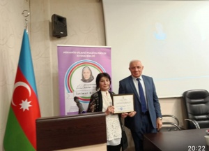 &ldquo;Onu zaman se&ccedil;ib&rdquo; kitabı təqdim olundu