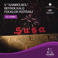 Ölkə prezidenti və birinci xanım “Xarıbülbül” festivalının açılışında iştirak ediblər