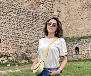 Tanımadığım k&uuml;&ccedil;ələrdə əsla yad deyildim...