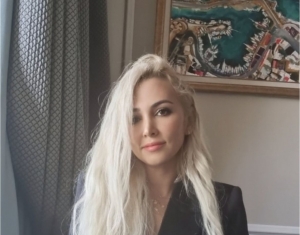 “Əsərlərim məktəbəqədər və ibtidai sinif uşaqları üçün hekayələrdən ibarətdir” - Dilan Doğan