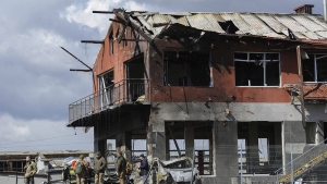 Günün fotosu: İşğalçı rus ordusu Lvovu yenidən bombalayıb