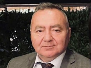 Xalqın içində xüsusi çəkisi olan jurnalist...