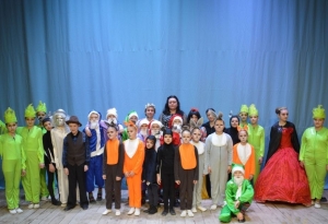 Azərbaycanlı dramaturqun nağıl-pyesi “Dünya xalqlarının nağılları” teatr festivalında nümayiş olunub