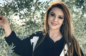Çıxış edir GÜLYAZ MƏMMƏDOVA! – “Səsinə borclu xanım”