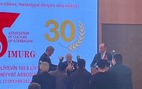 “Simurq” Ömər Eldarovu təltif etdi