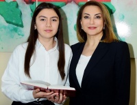 BİR DİREKTOR, BİR ŞAGİRDdə Elza Bağırzadə və Humay Mahmudova