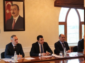 Mədəniyyət naziri İsmayıllıda vətəndaşların müraciətlərini dinləyib