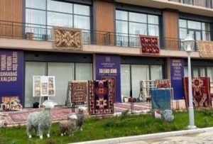 By gün “Xalçaçı günü” Şuşada qeyd olunub