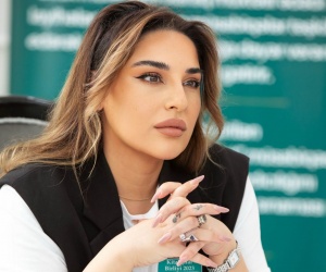 ŞEİR SAATI Esmira Abdullayeva ilə